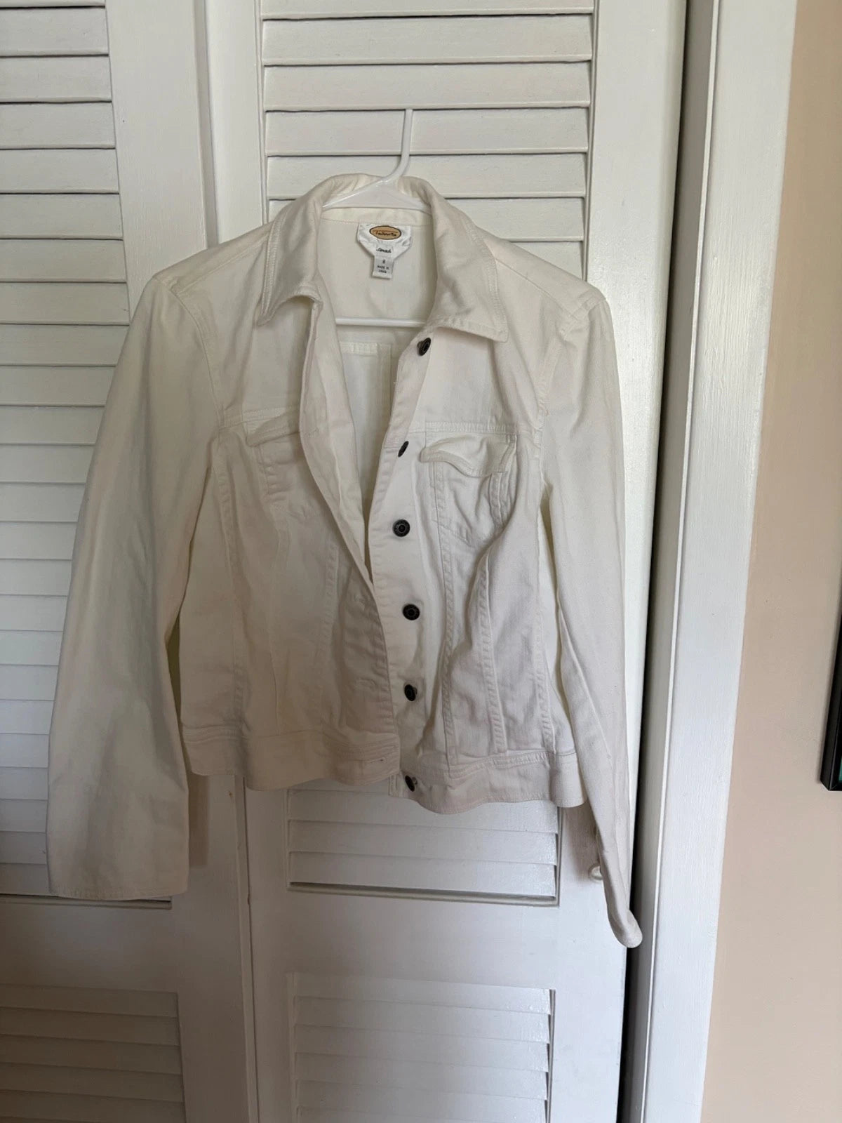 Talbot's white stretch jean jacket size 8 EUC
